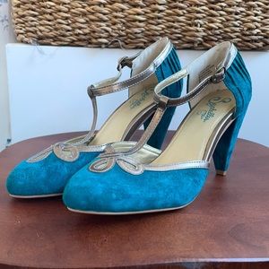 Gorgeous teal suede retro ankle strap heels with gold trim